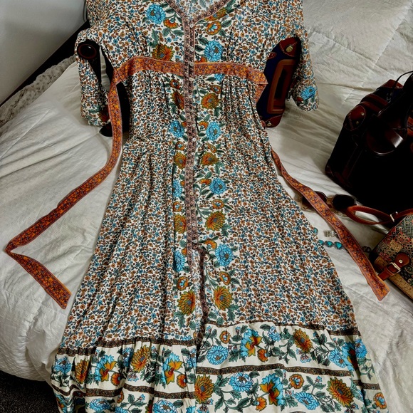 BOHO Bundle $100 ..for Dress, shoes, sandals, sunglasses, and jewelry included. - Picture 2 of 7